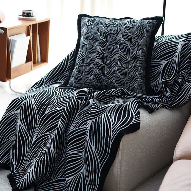 Leaf Pattern Filled Knit Cushion - 4