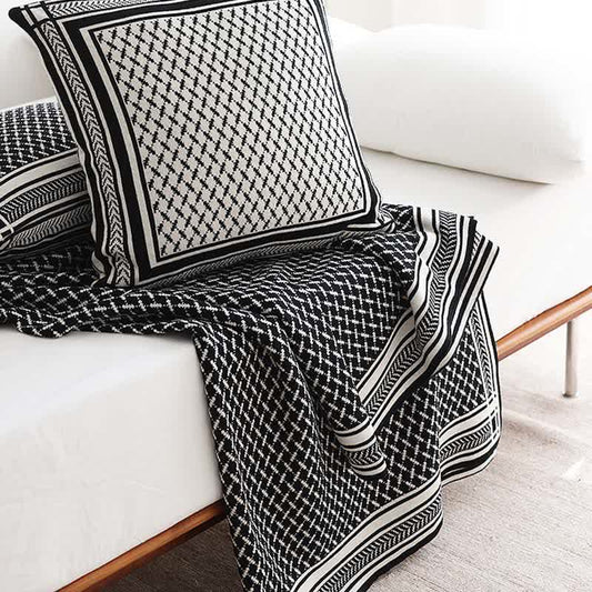 Bordered Houndstooth Knit Cushion Cover - 1