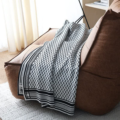 Bordered Houndstooth Knit Throw Blanket - 4