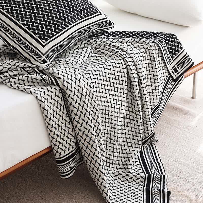 Bordered Houndstooth Knit Throw Blanket - 2